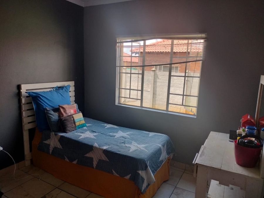 3 Bedroom Property for Sale in Waterval East North West